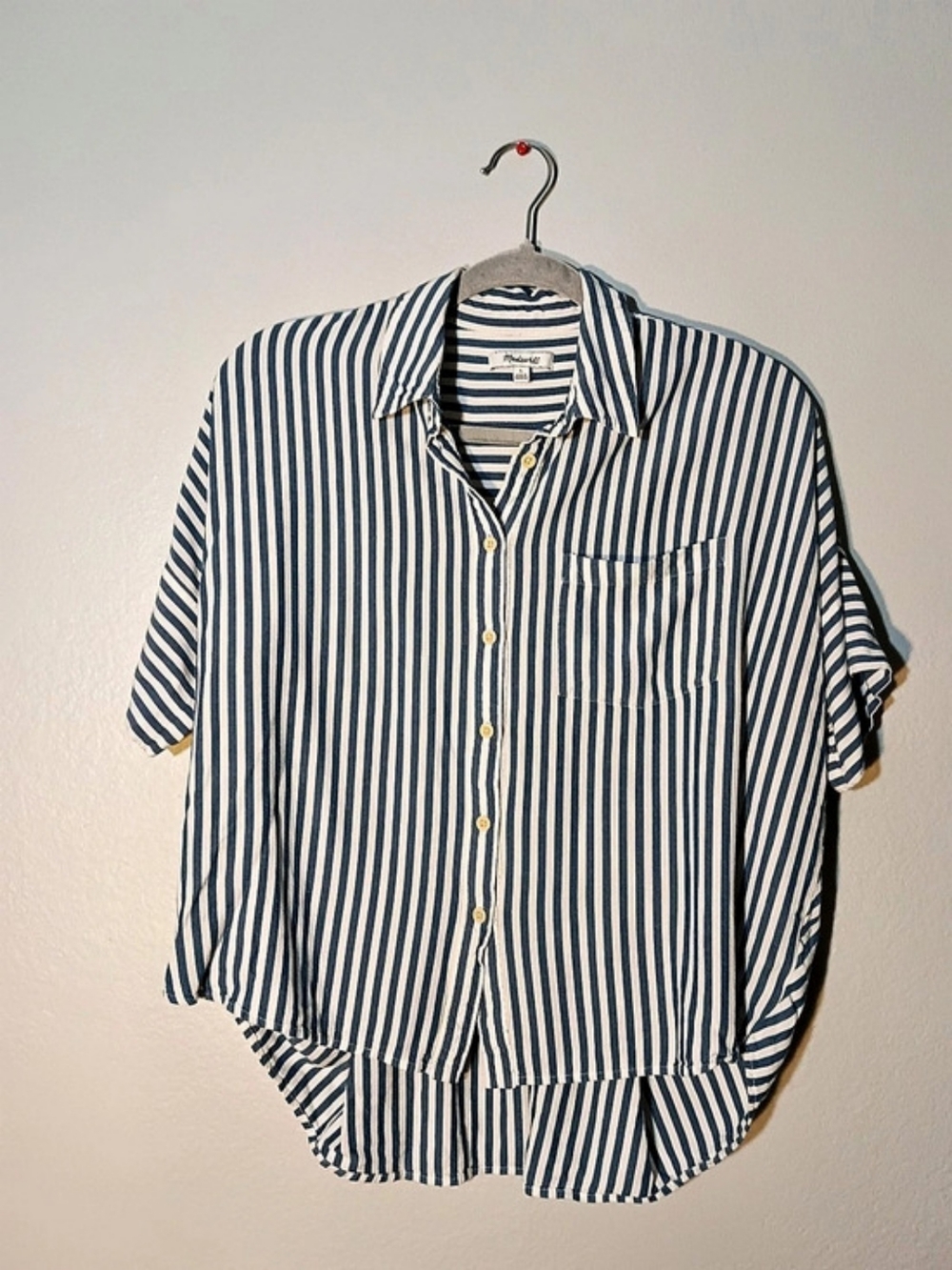Madewell Striped Button Down in Blue & White Size Large